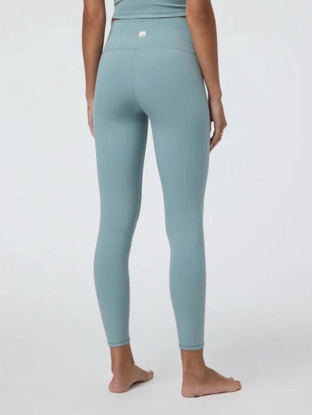 Vuori Inversion Rib Legging - Picture 2 of 6
